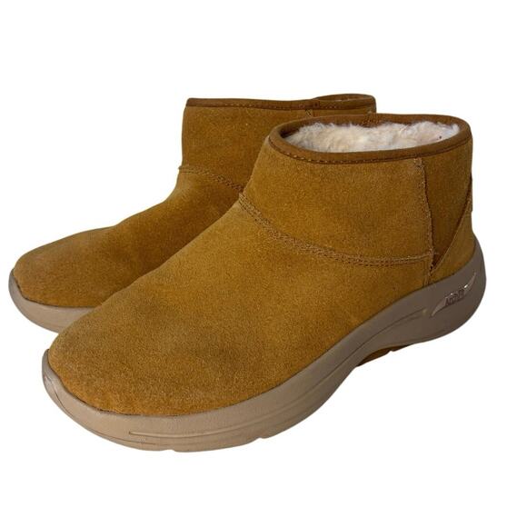 Sketchers Women Ankle Slip Bootie Camel Brown Shearling Snow Suede Boot size 7 - Picture 1 of 8